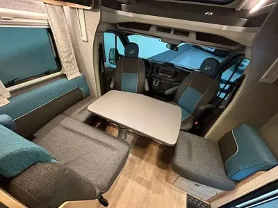 Usado Ford Transit Trend 165 HP (121 kW) 2022 Vermelho Van