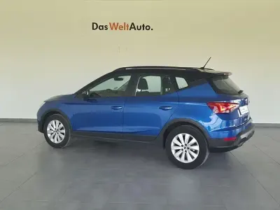 Usado Seat Arona Style 110 CV (80 kW) 2024 Azul SUV
