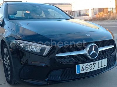 Usado Mercedes A180 116 CV (85 kW) 2021 Negro Berlina
