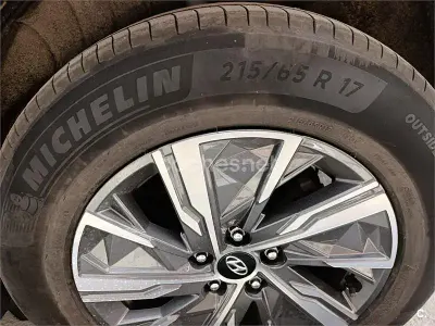 Usado Hyundai Tucson 115 CV (84 kW) 2022 Blanco SUV