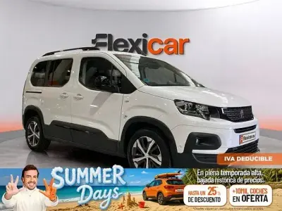 Usado Peugeot Rifter Allure 100 CV (73 kW) 2023 Blanco Monovolumen