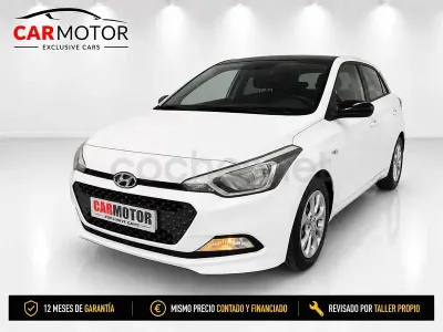 Usado Hyundai i20 84 CV (61 kW) 2016 Blanco Berlina