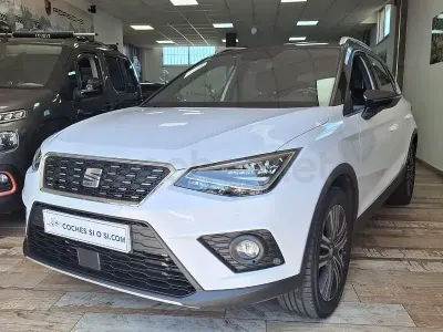 Usado Seat Arona Ecomotive 110 CV (80 kW) 2020 Blanco SUV