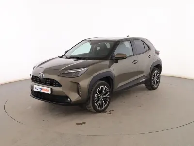 Usado Toyota Yaris Cross Style 116 CV (85 kW) 2022 Verde SUV