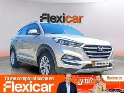 Usado Hyundai Tucson 132 CV (97 kW) 2018 Gris SUV