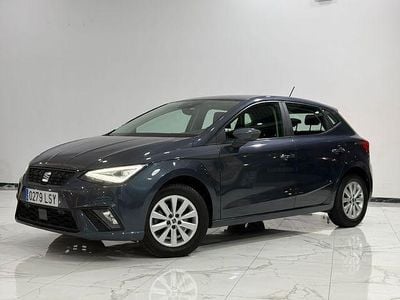 Gris Usado 2021 Seat Ibiza Style Plus Utilitario | 14.890 € (Precio justo)