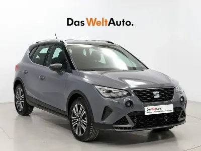 Usado Seat Arona FR 115 CV (84 kW) 2025 Gris SUV