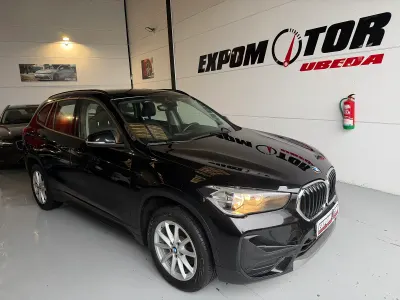 Käytetty BMW X1 116 HP (85 kW) 2020 Musta Katumaasturi