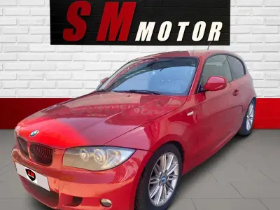 Usado BMW 118 Shadowline 143 CV (105 kW) 2008 Rojo Utilitario