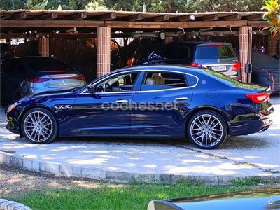 Usado Maserati Quattroporte 410 CV (301 kW) 2016 Azul Berlina