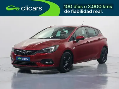 Usado Opel Astra GS Line 110 CV (80 kW) 2020 Rojo Berlina