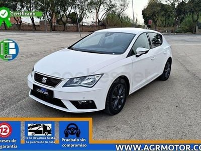 Usado Seat Leon Style 130 CV (95 kW) 2020 Blanco Berlina