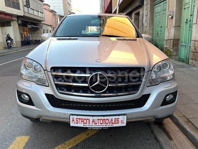 Gris / plata Usado 2010 Mercedes ML300 SUV | 16.990 € (Precio justo)
