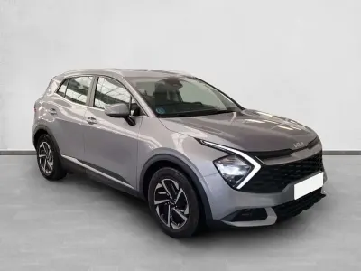 Käytetty Kia Sportage 152 HP (111 kW) 2024 Harmaa Katumaasturi