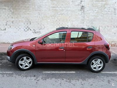 Rojo Usado 2016 Dacia Sandero Stepway Berlina | 7500 € (Precio justo)