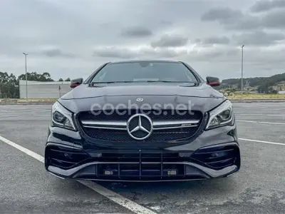 Usado Mercedes CLA45 AMG Shooting Brake 381 CV (280 kW) 2017 Negro Familiar
