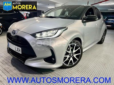 Gris / plata Usado 2022 Toyota Yaris Hybrid Plus Berlina | 19.900 € (Precio justo)