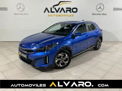 Usado Kia XCeed 120 CV (88 kW) 2024 Azul SUV
