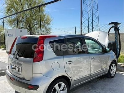 Usado Nissan Note Tekna 110 CV (80 kW) 2007 Gris / plata Utilitario