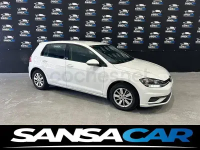 Usado VW Golf VII Business 115 CV (84 kW) 2019 Blanco Berlina