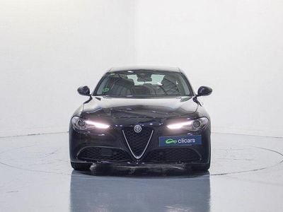 Usado Alfa Romeo Giulia 150 CV (110 kW) 2016 Negro Berlina
