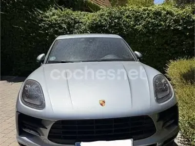 Usado Porsche Macan 245 CV (180 kW) 2020 Gris / plata SUV