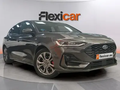 Usado Ford Focus ST-Line 125 CV (91 kW) 2022 Azul Berlina