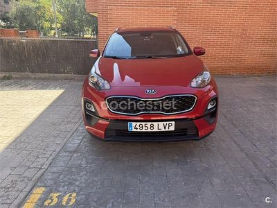 Usado Kia Sportage Plus 136 CV (100 kW) 2021 Rojo SUV
