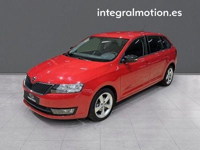 Usado Skoda Rapid Ambition 89 CV (65 kW) 2017 Rojo Berlina