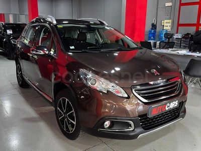Usado Peugeot 2008 Allure 120 HP (88 kW) 2014 Castanho SUV