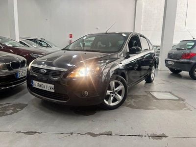 Usado Ford Focus Trend 109 CV (80 kW) 2009 Negro Berlina