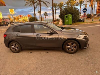 Usado BMW 118 150 CV (110 kW) 2020 Gris / plata Utilitario