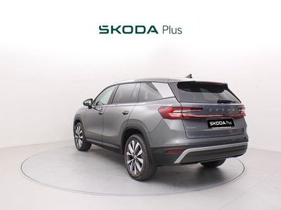 Gris Usado 2024 Skoda Kodiaq Selection SUV | 40.700 € (Caro)