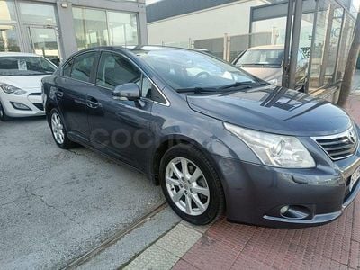 Usado Toyota Avensis Advance 147 CV (108 kW) 2011 Gris / plata Berlina