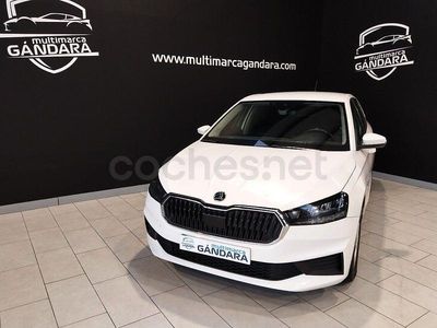 Usado Skoda Fabia Ambition 95 CV (69 kW) 2022 Blanco Utilitario