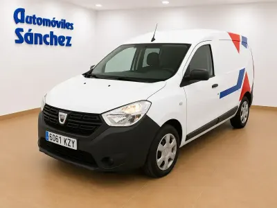 Usado Dacia Dokker Essentiel 75 CV (55 kW) 2019 Blanco Monovolumen