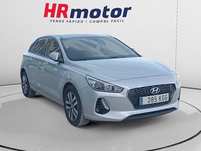 Gris Usado 2017 Hyundai i30 Familiar | 12.100 € (Un poco caro)