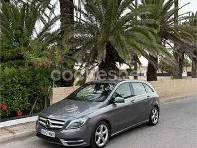 Usado Mercedes B180