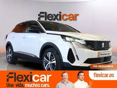 Usado Peugeot 3008 Allure 131 CV (96 kW) 2022 Blanco SUV