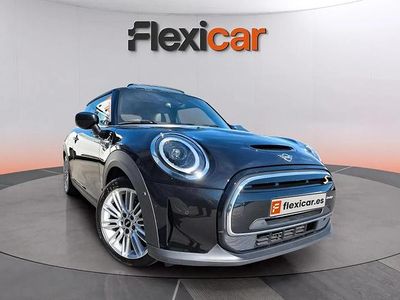 Usado Mini Cooper SE 135 kW (184 CV) 2021 Negro Utilitario