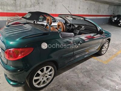 Verde Usado 2004 Peugeot 206 Roland Garros Descapotable | 4950 € (Caro)