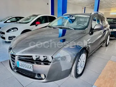 Usado Alfa Romeo 159 150 CV (110 kW) 2008 Beige Familiar