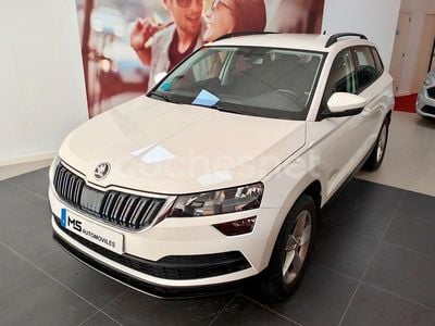 Usado Skoda Karoq SportLine 150 CV (110 kW) 2021 Blanco SUV