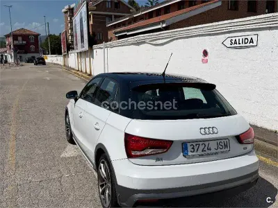 Usado Audi A1 Sportback 116 CV (85 kW) 2016 Blanco Utilitario