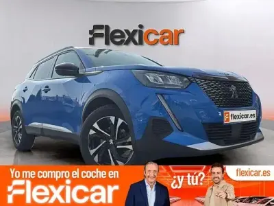 Usado Peugeot 2008 Allure 100 CV (73 kW) 2022 Azul SUV