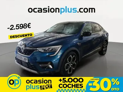 Begagnad Renault Arkana Zen 145 HK (106 kW) 2022 Blå SUV