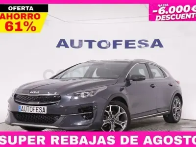 Usado Kia XCeed 141 CV (103 kW) 2022 Gris / plata SUV