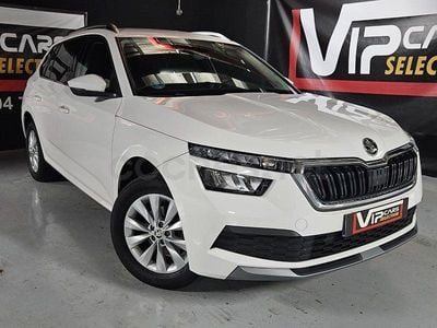 Usado Skoda Kamiq Active 110 CV (80 kW) 2022 Blanco SUV
