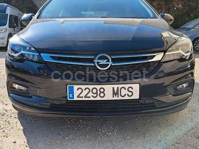Azul Usado 2019 Opel Astra Dynamic Berlina | 13.900 € (Precio justo)