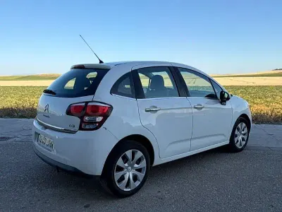 Usado Citroën C3 Live 75 CV (55 kW) 2016 Blanco Berlina